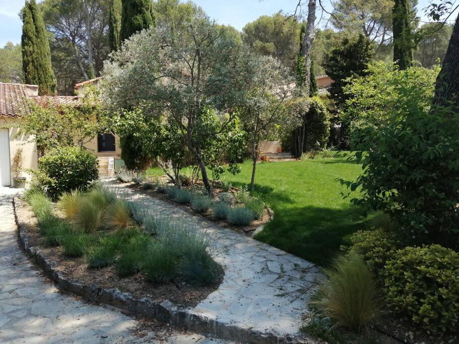 Villa Familiale - Proche Aix En Provence Ventabren ภายนอก รูปภาพ
